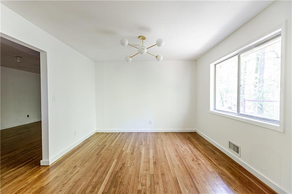 558 Larchmont Drive, Atlanta, Georgia image 10