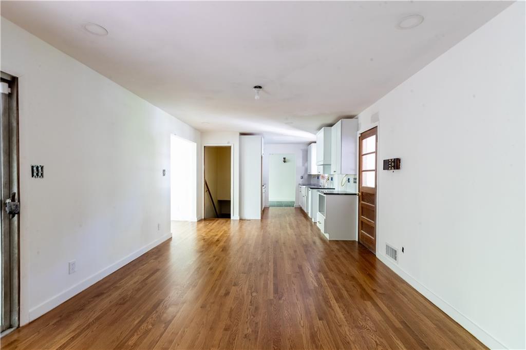 558 Larchmont Drive, Atlanta, Georgia image 6