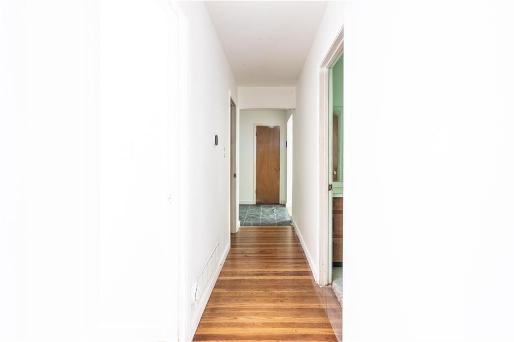 558 Larchmont Drive, Atlanta, Georgia image 20