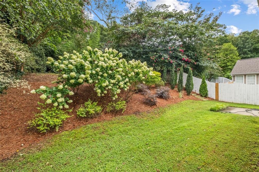 1163 RHYNE CHASE SE
