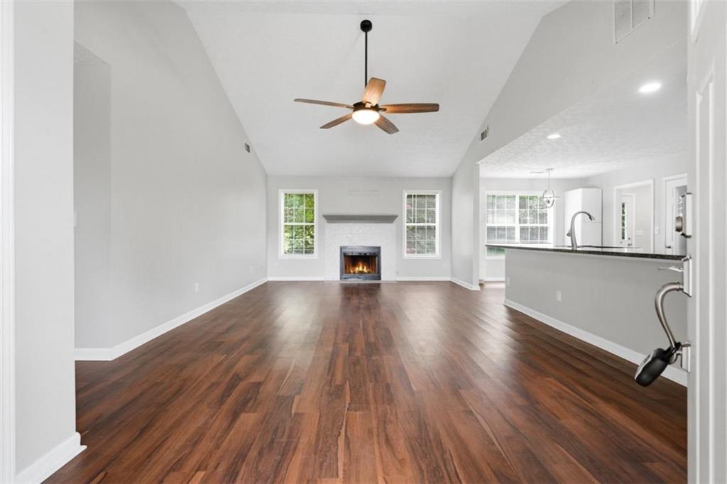 1105 Poplar Lane