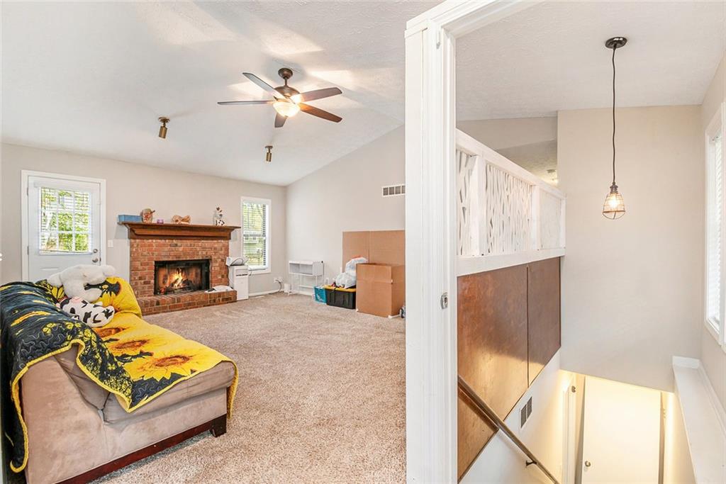 647 Sunshine Trace, Acworth, Georgia image 10