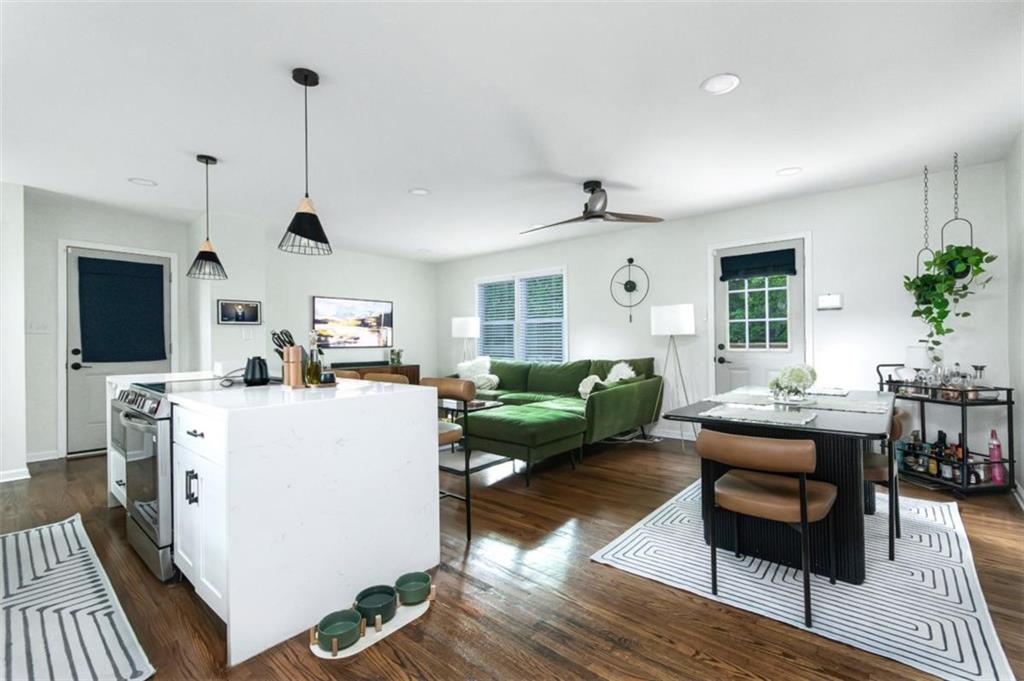 1953 Copperfield Circle