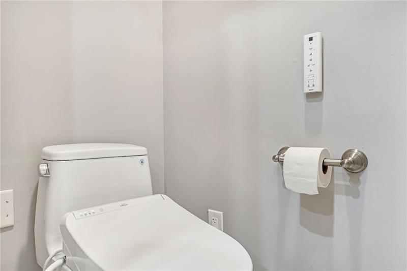 2444 Ballantrae Circle, Cumming, Georgia image 40