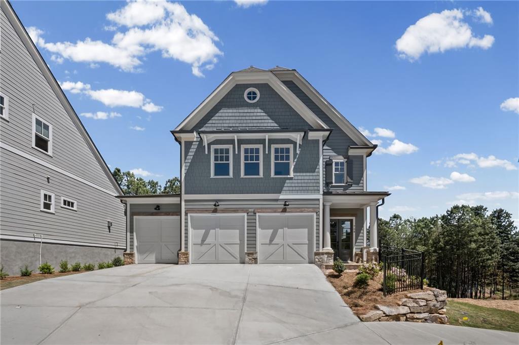 708 Woodlake Court