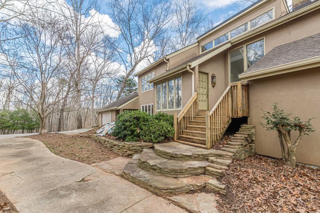 5751 Five Notch Trail