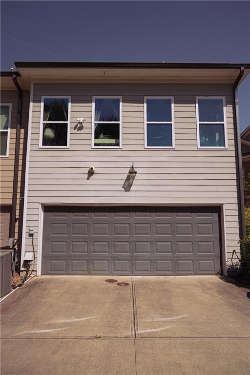 910 Westmoreland Circle NW