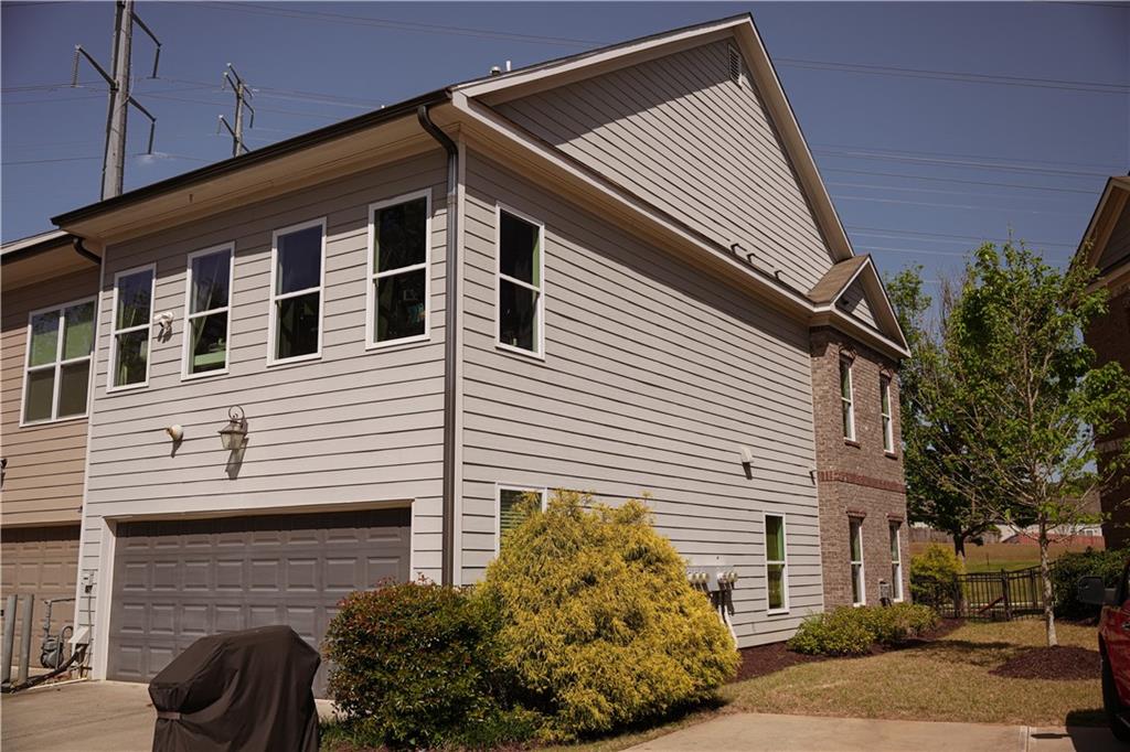 910 Westmoreland Circle NW