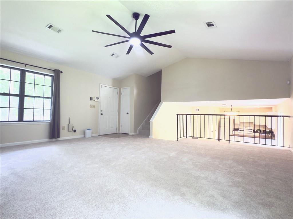 1147 Williamsburg Lane