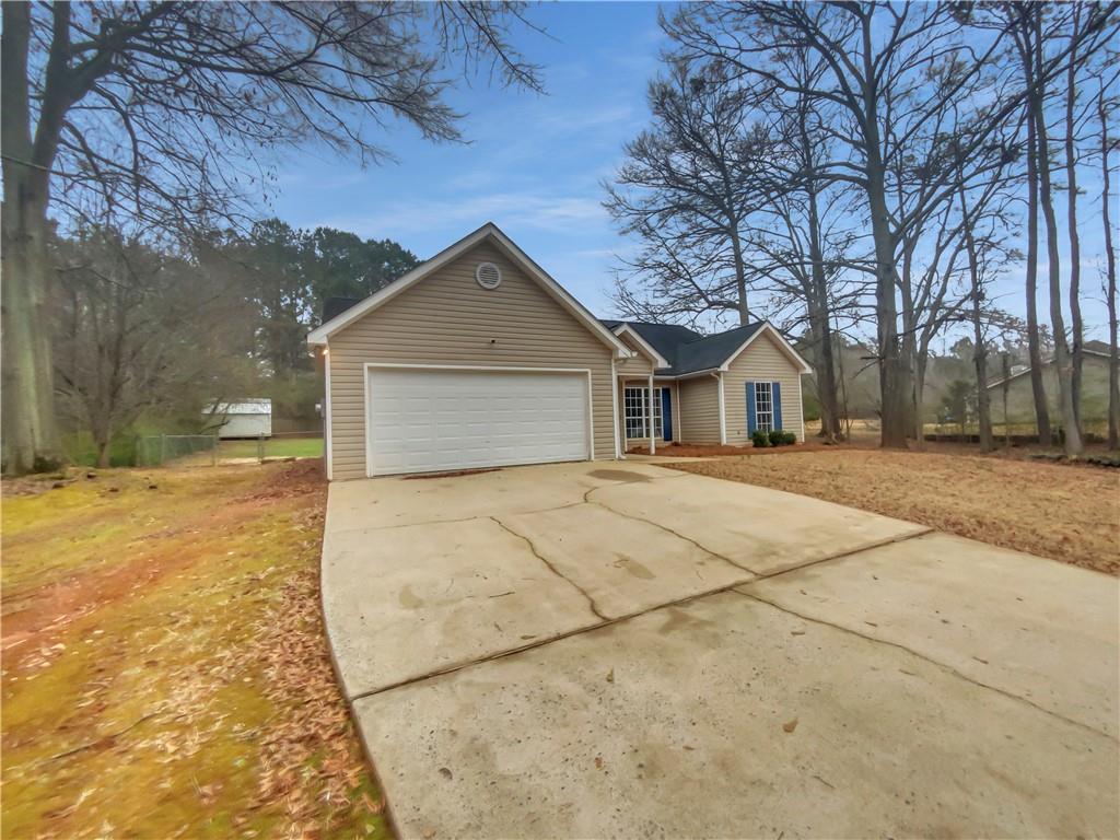 29 Saint James Place, Sharpsburg, Georgia image 1