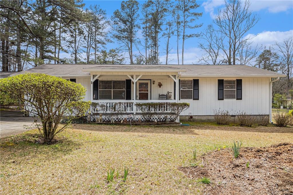 640 Maple Drive, Riverdale, Georgia image 1