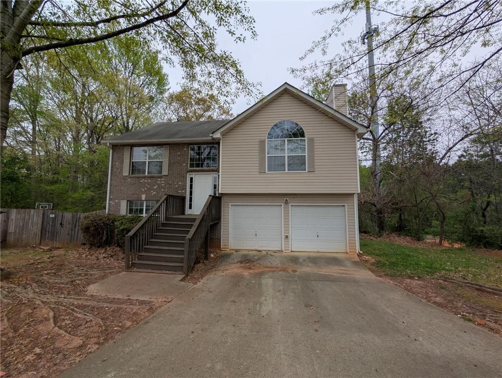 3413 Creekview Drive, Rex, Georgia image 1