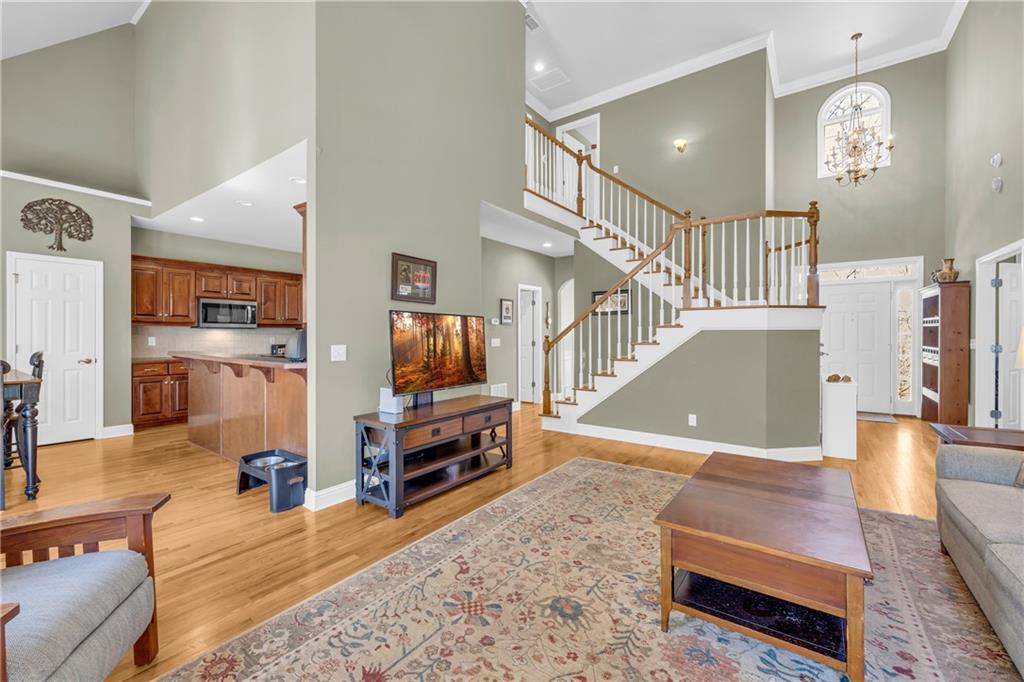 4463 N Gate Drive, Gainesville, Georgia image 12