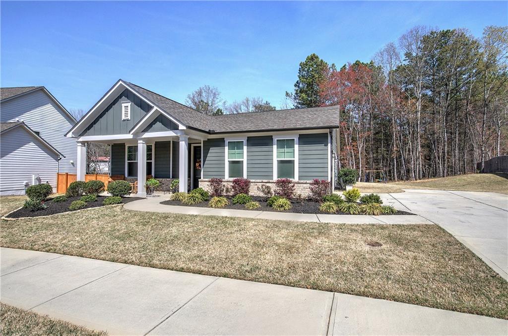 34 Mountainbrook Drive, Cartersville, Georgia image 4