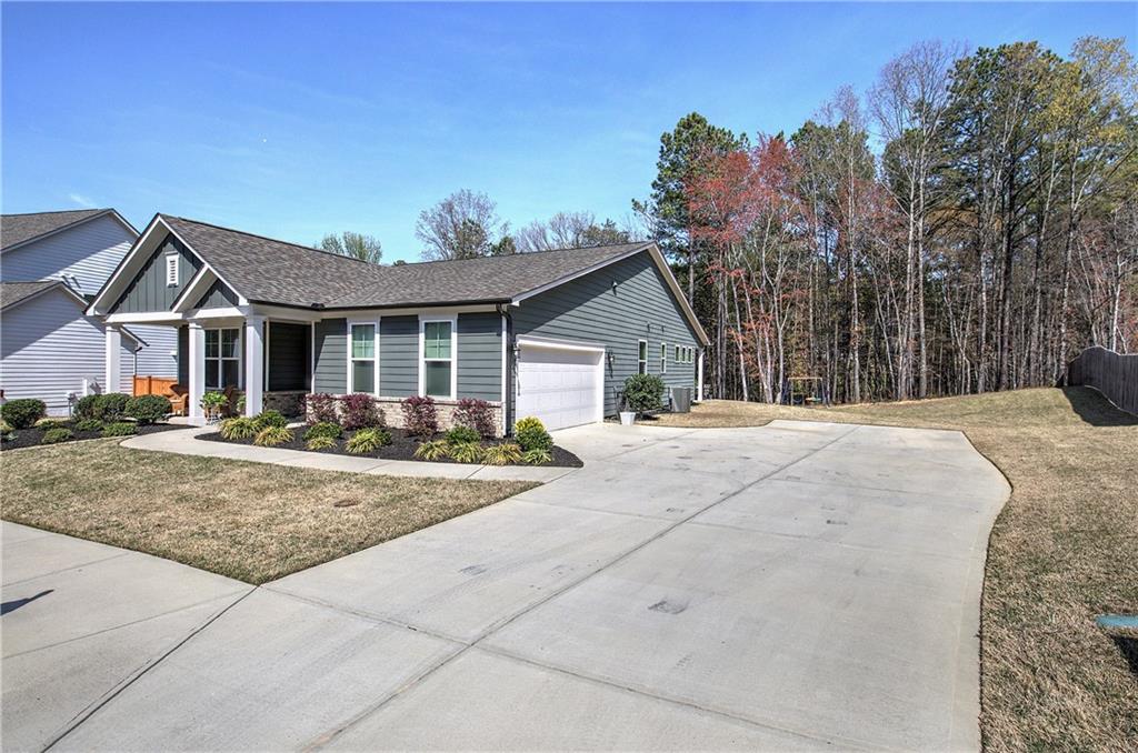 34 Mountainbrook Drive, Cartersville, Georgia image 5