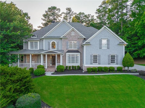Homes For Sale - 1645 Eversedge Drive<br/> Alpharetta, GA 30009