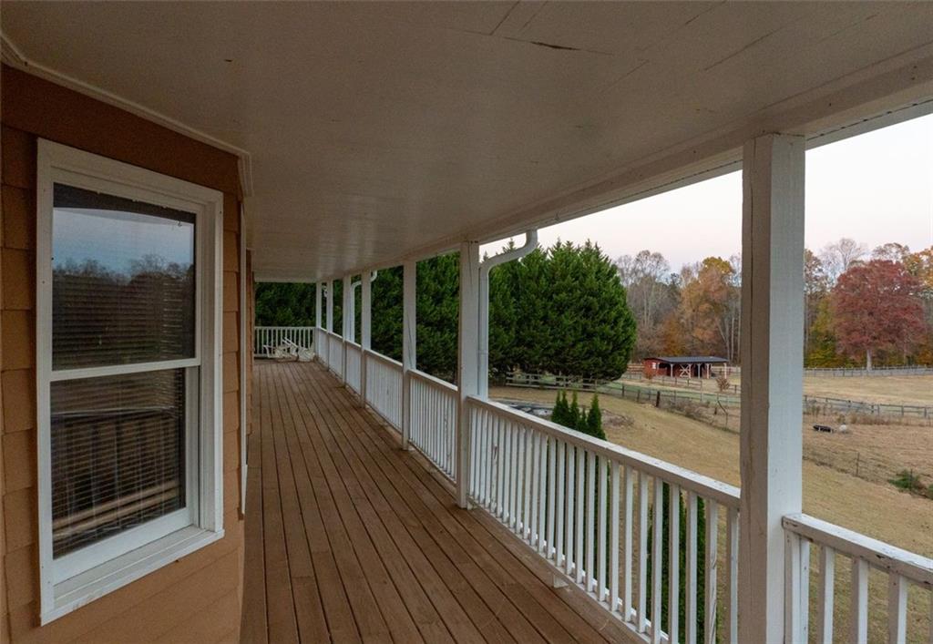 120 SNOWBERRY Path