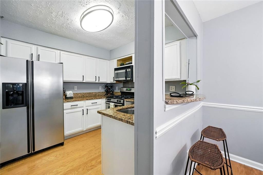 THE WILLOWS BY THE RIVER CONDOS - Residential