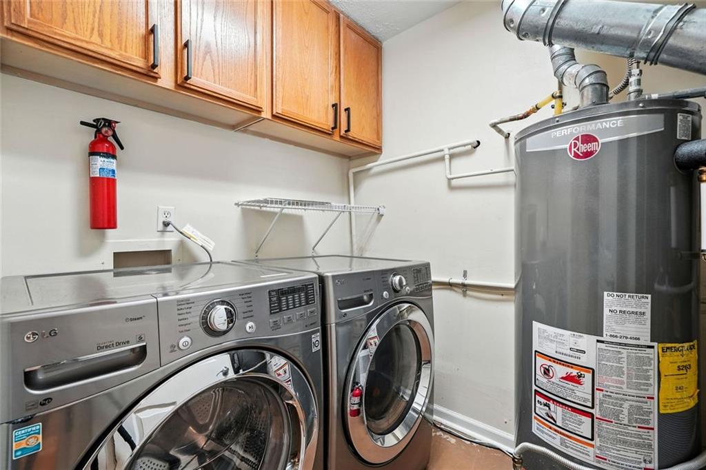 THE WILLOWS BY THE RIVER CONDOS - Residential