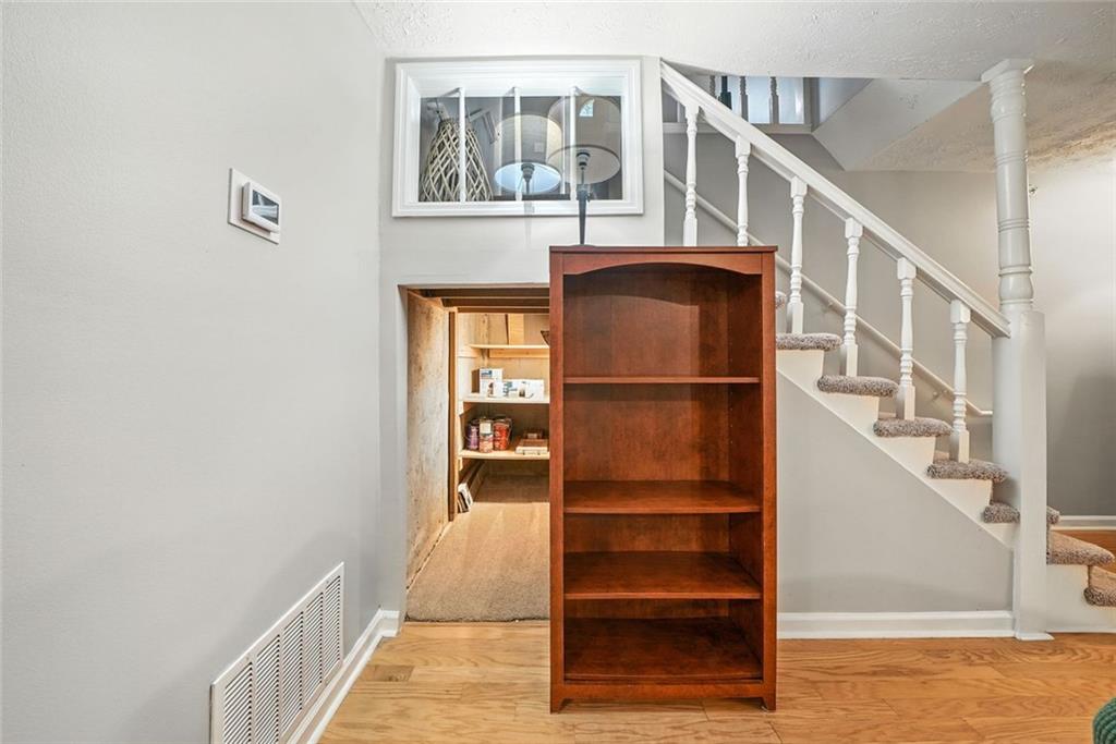 THE WILLOWS BY THE RIVER CONDOS - Residential