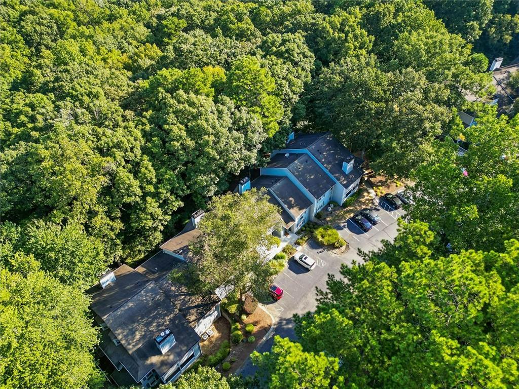 THE WILLOWS BY THE RIVER CONDOS - Residential