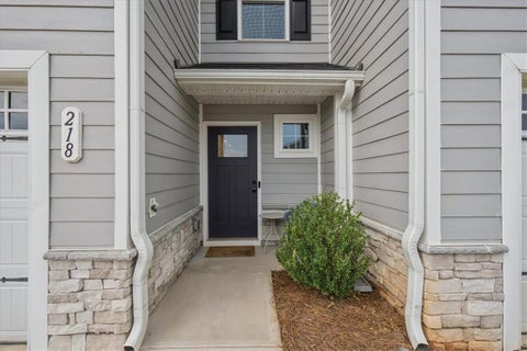 Townhouse For Rent - 218 Deermont Drive<br/> Cartersville, GA 30120