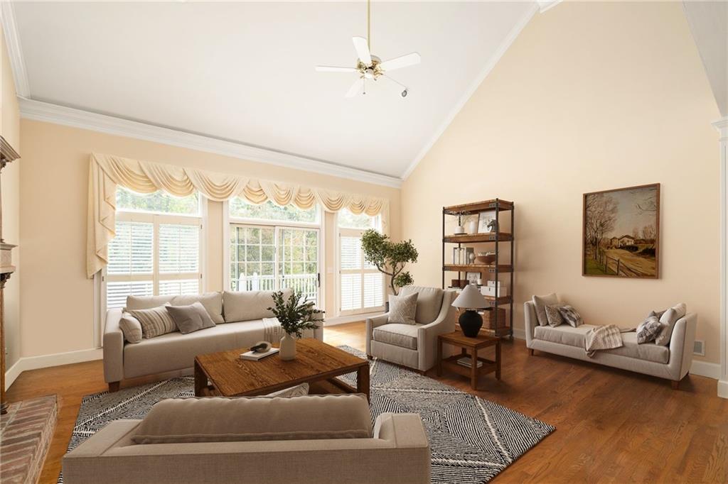 125 Torrey Pines Court