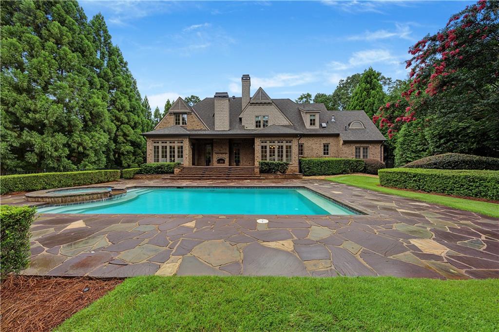 110 Mount Paran Road NW