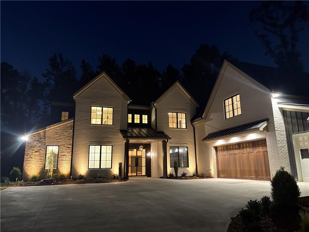 1010 Lyndon Lane