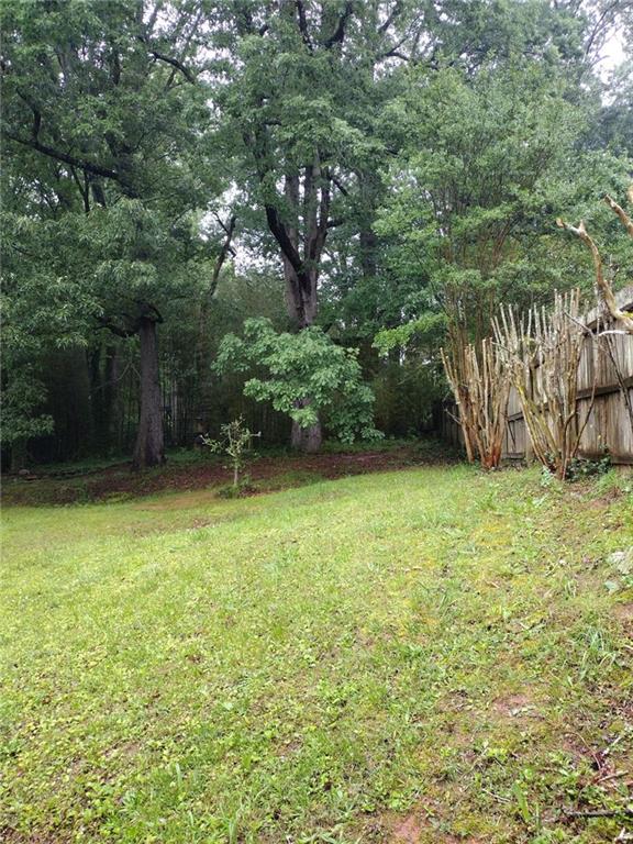 604 Pepperwood Lane, Stone Mountain, Georgia image 22