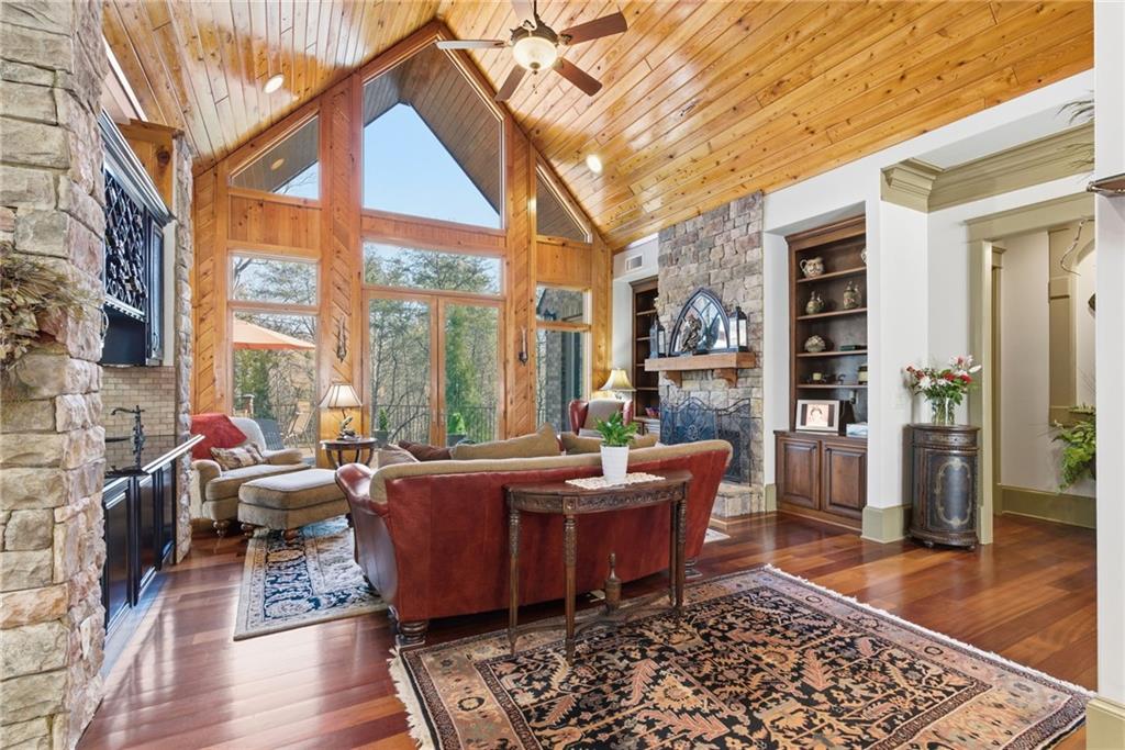Gainesville, Georgia, 30506, United States, 4 Bedrooms Bedrooms, ,7 BathroomsBathrooms,Residential,Active,2018687