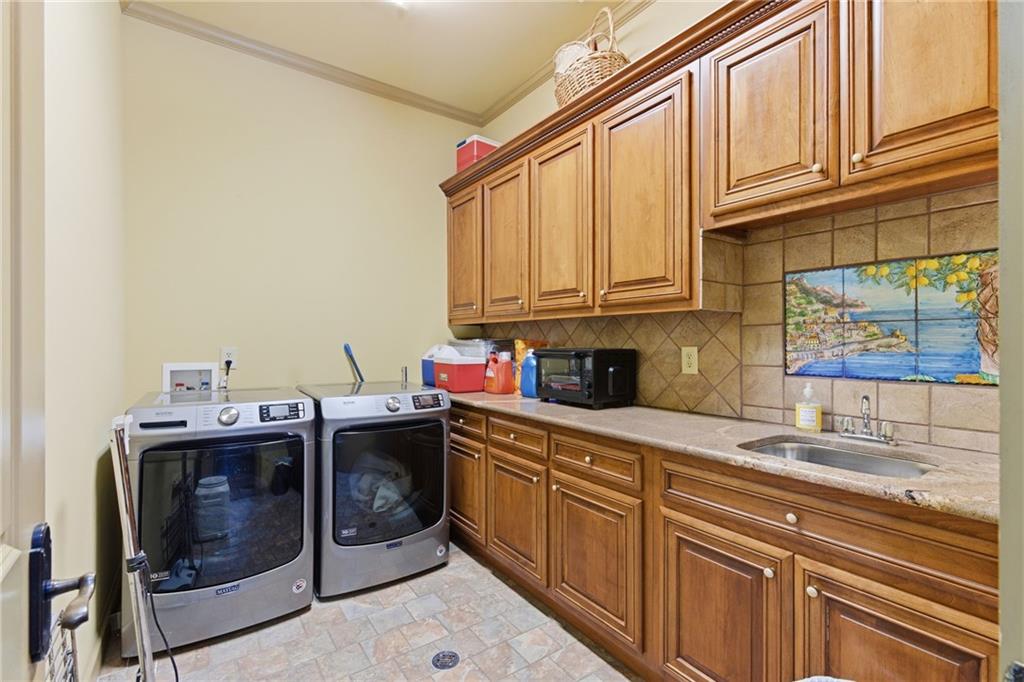 Gainesville, Georgia, 30506, United States, 4 Bedrooms Bedrooms, ,7 BathroomsBathrooms,Residential,Active,2018687
