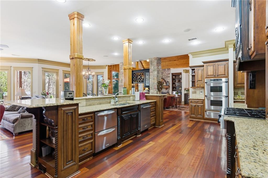 Gainesville, Georgia, 30506, United States, 4 Bedrooms Bedrooms, ,7 BathroomsBathrooms,Residential,Active,2018687