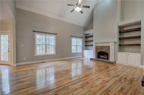 A home in Adairsville