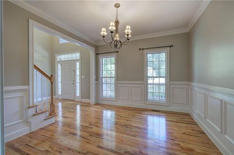 A home in Adairsville