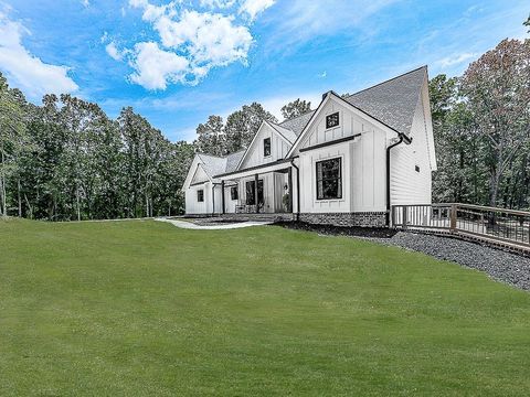 A home in White