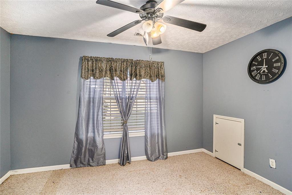 2733 Cedar Tree Lane, Ellenwood, Georgia image 11