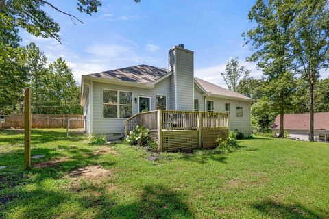 A home in Dahlonega