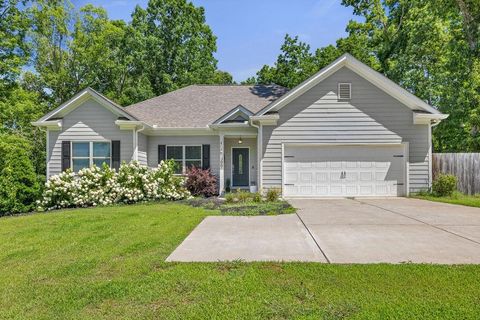 A home in Dahlonega