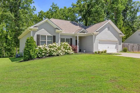 A home in Dahlonega