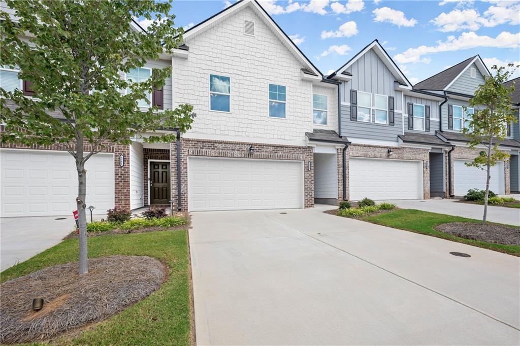 4565 Bishops Lane, Oakwood, Georgia image 3