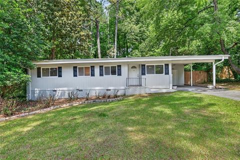 Photo of 2462 Skyland Trail NE, Brookhaven, GA 30319 (MLS # 7766231)