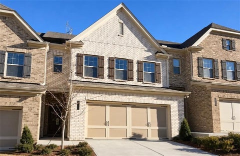 Homes For Sale - 1352 Elderwood Way<br/> Cumming, GA 30041