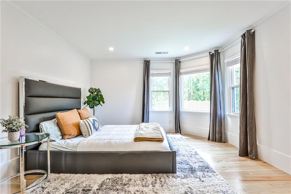 Sentinel Lake - Residential Lease