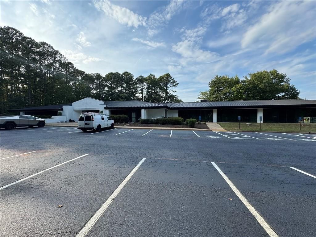 Photo of 5000 Mcginnis Ferry Road, Alpharetta, GA 30005 (MLS # 7697281)