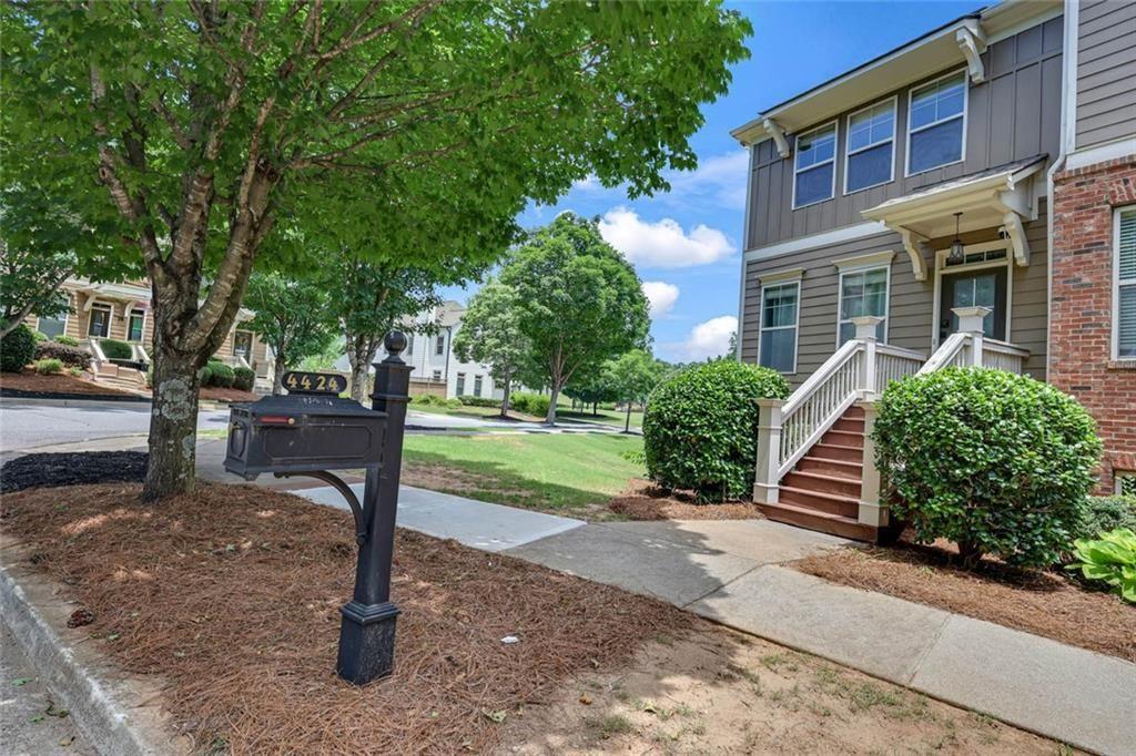 4424 Village Field Place