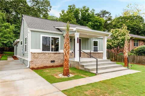 1328 GUS THORNHILL JR Drive East Point GA 30344