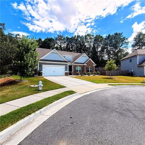 A home in Dacula