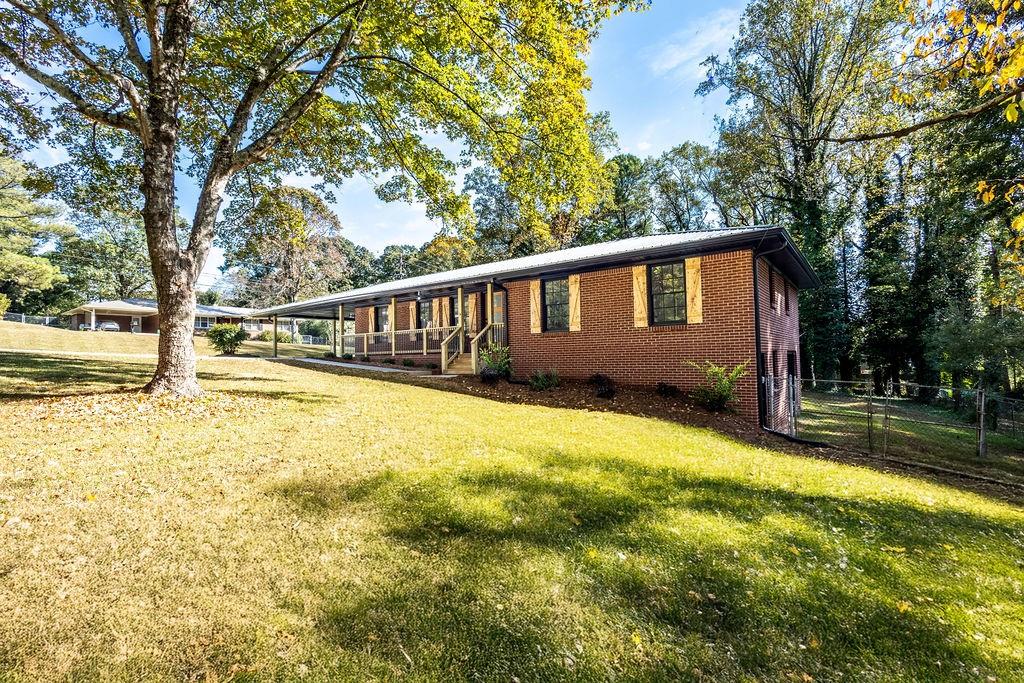 1075 Lanier Drive SW