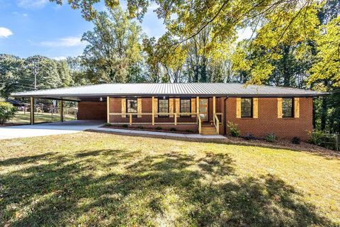 Photo of 1075 Lanier Drive SW, Marietta, GA 30060 (MLS # 7668228)